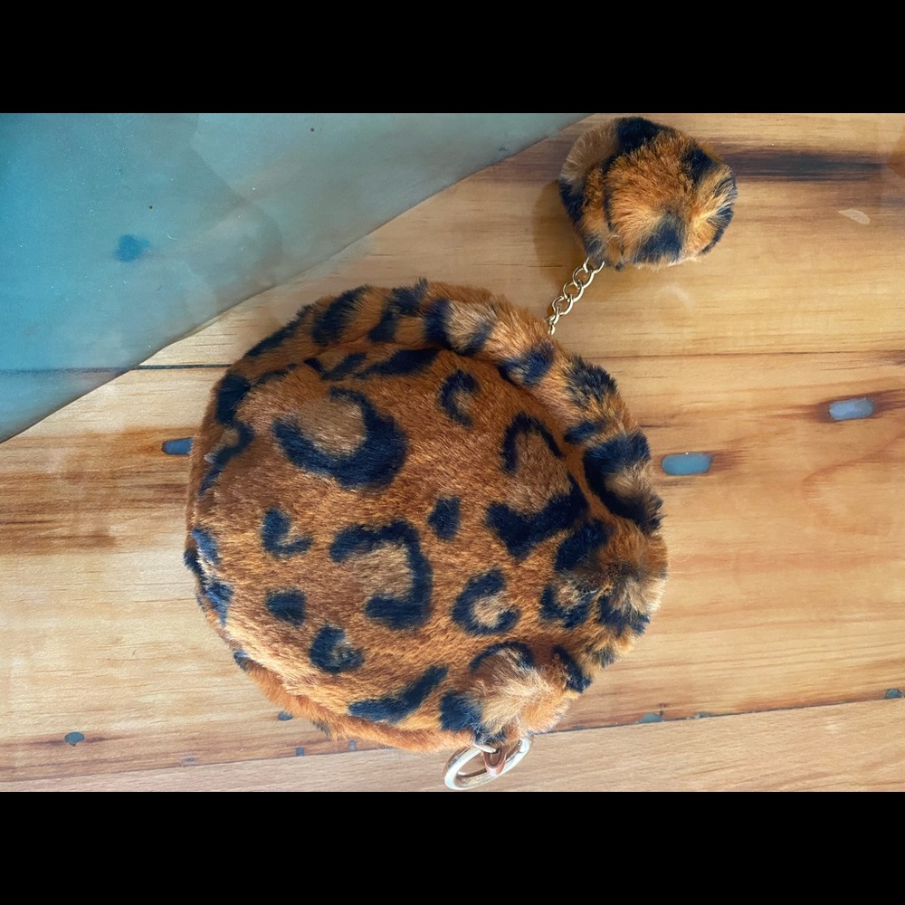 Cheetah coin purse